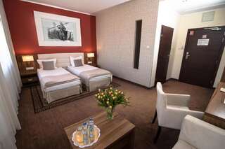 Отель Hotel Zamek Gniew Гнев Стандартный двухместный номер с 2 отдельными кроватями-4