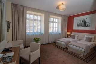 Отель Hotel Zamek Gniew Гнев Стандартный двухместный номер с 2 отдельными кроватями-5